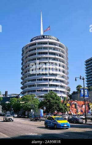 Capitol Tower, Sitz der Capitol Records, Hollywood, Los Angeles, Kalifornien, USA Stockfoto