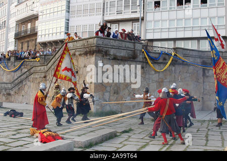 A Coruña, Spanien. Historische Nachstellung der Schlacht und Sieg der Coruña held Maria Pita über die Engländer im Jahre 1589 Bis 8. August, 2018 Stockfoto