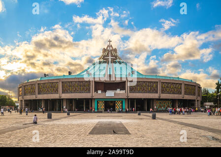 Basilika Unserer Lieben Frau von Guadalupe, Mexiko Stadt Stockfoto