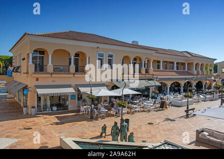 Quinta Shopping im Quinta do Lago an der Algarve in Portugal. Stockfoto