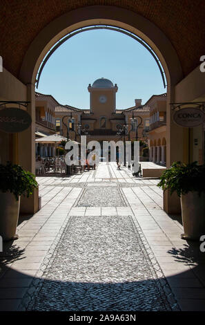 Quinta Shopping im Quinta do Lago an der Algarve in Portugal. Stockfoto