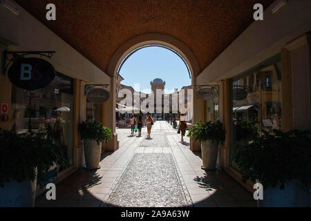 Quinta Shopping im Quinta do Lago an der Algarve in Portugal. Stockfoto