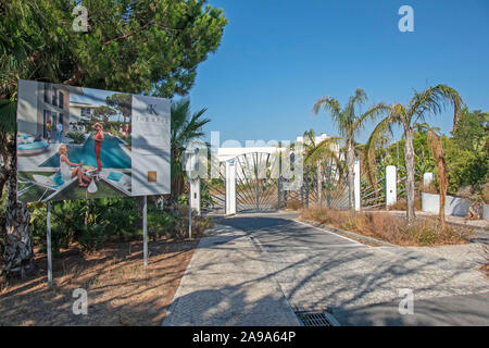 Die Verlassenen" die Tasten "Entwicklung komplex in Quinta do Lago, Algarve Portugal. Stockfoto