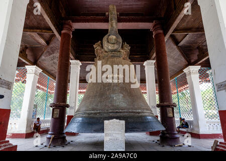 Die Mingun Glocke, Mandalay, Mingun, Sagaing Region, Myanmar. Stockfoto