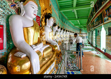 U Min Thonz Tempel, Sagaing, Mandalay, Myanmar. Stockfoto