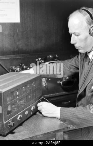 Eine Sprachnachricht über Datensatz, Deutschland 1930. Stockfoto