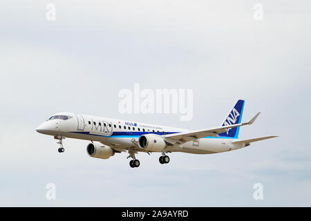 Mitsubishi zeigten ihre Regional Jet MRJ90 Auf der Farnborough International Airshow 2018, Farnborough, Großbritannien Stockfoto