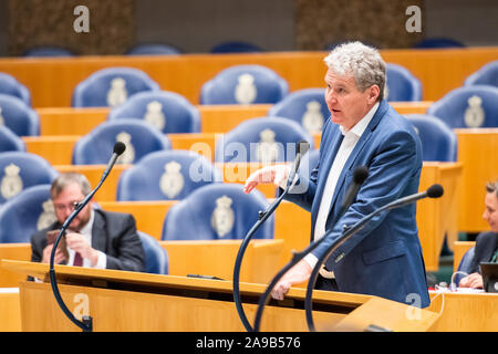 Den Haag, Niederlande. 14 Nov, 2019. DEN HAAG, 14-11-2019, Debatte über stikstofcrisis in den Niederlanden. PvdA Mitglied des Parlaments William Moorlag. Credit: Pro Schüsse/Alamy leben Nachrichten Stockfoto