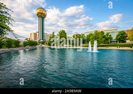 KNOXVILLE, TENNESEEE, USA - 13. Juni, 2013: Die sunsphere bei World's Fair Park in der Innenstadt von Knoxville. Stockfoto