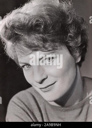 Elisabeth Wiedemann, deutsche Tänzerin und Plant, Deutschland um 1960. Die deutsche Schauspielerin Elisabeth Wiedemann, Deutschland Ca. 1960. Stockfoto
