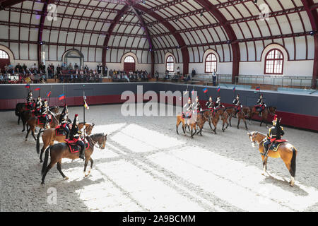 MANIFESTATION DER Regiment der Kavallerie der republikanische Garde AM CELESTINS KASERNE Stockfoto