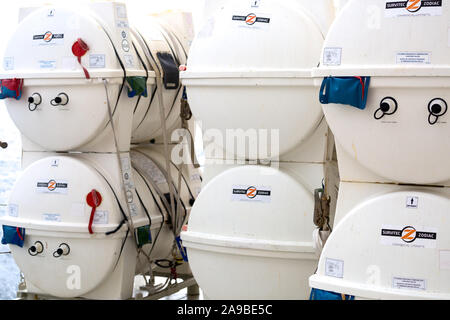 RMS Queen Mary 2 qm2. rettungsflöße Stockfoto