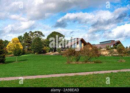 Gärtner Rest Restaurant und Hilltop Lodge at RHS Hyde Hall, Essex. Stockfoto