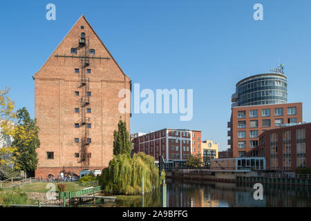 15.10.2018, Berlin, Deutschland - Die Klinik Medical Park Berlin Humboldtmuehle in Berlin-Tegel. 0 CE 181015 D 006 CAROEX.JPG [MODEL RELEASE: NICHT ZUTREFFEND, Stockfoto