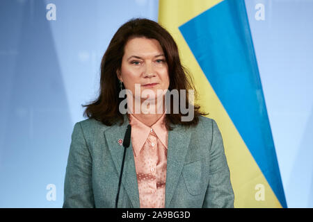 17.10.2019, Berlin, Berlin, Deutschland - Ann Linde, Außenminister von Schweden auf einer Pressekonferenz im Außenministerium. 00 R 191017 D 006 CAROEX.JPG [MO Stockfoto