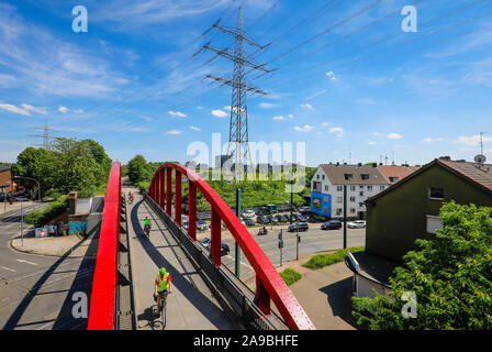 02.06.2019, Essen, Nordrhein-Westfalen, Deutschland - Fahrrad Autobahn, Ruhr RS1 Express Route hier im Krupp-Park in der westlichen Viertel von E Stockfoto