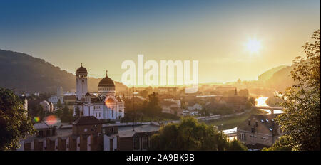Sonnenuntergang über der Altstadt von Schäßburg, Siebenbürgen Stockfoto