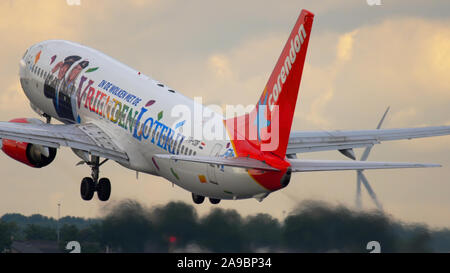 Corendon Boeing 737 Abfahrt Stockfoto