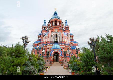 Fassade der Kathedrale von der Kazan Ikone der Mutter Gottes (Irkutsk, Russland) Stockfoto