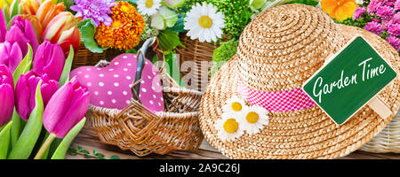 Garten Zeit Label und Blumen Stockfoto