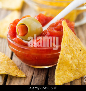 Dip und nachos Nahaufnahme Stockfoto