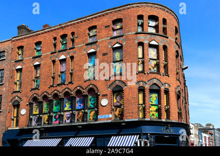 Anzeigen von Bars und Restaurants in der Temple Bar Gegend der Stadt Dublin, Republik von Irland Stockfoto