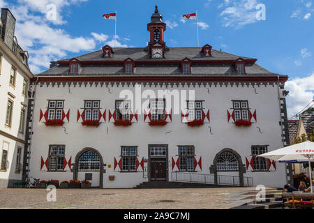 Linz am Rhein, Deutschland - 6. August 2012: Das schöne Rathaus in Linz am Rhein in Deutschland. Stockfoto