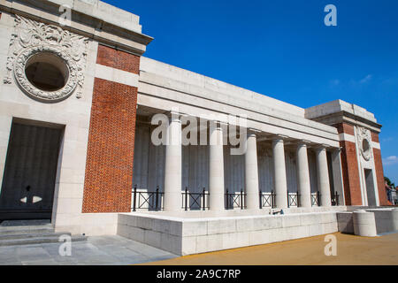 Ypern, Belgien - 10. August 2012: Der Menin-tor War Memorial - Britische und Commonwealth Soldaten im Ypernbogens der Welt W getötet gewidmet Stockfoto