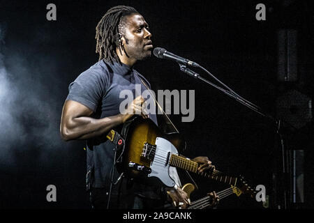 Kele Okereke von Bloc Party live, dachverkleidung an der siegreichen Festival 2019 auf der Burg, 24. August 2019. Stockfoto