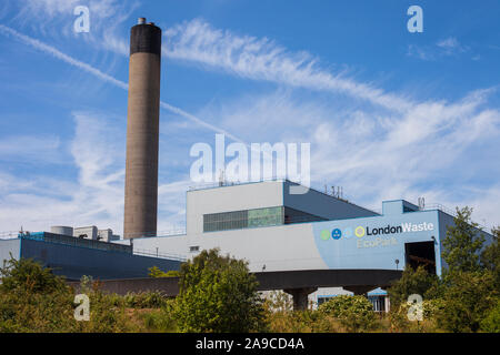 London, UK, 25. Mai 2011: Die Londoner Abfälle Edmonton Eco Park, im Londoner Stadtteil Enfield. Die thermische Nachverbrennungsanlage ist derzeit der größte in Großbritannien Stockfoto