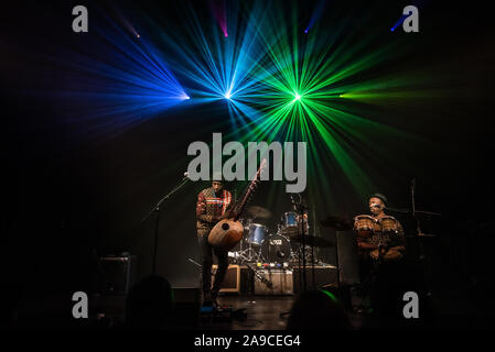 Kopenhagen, Dänemark. 12., November 2019. Die GAMBISCHE Sänger und Musiker Dawda Jobarteh führt ein Live Konzert bei VEGA in Kopenhagen. (Foto: Gonzales Foto - Joe Miller). Stockfoto