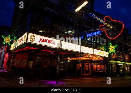 Hamburg, Deutschland - 23. August 2011: Die kaiserkeller Music Club in St. Pauli Quartal Hamburg, Deutschland, in der Nähe der Reeperbahn. Die britische Pop g Stockfoto