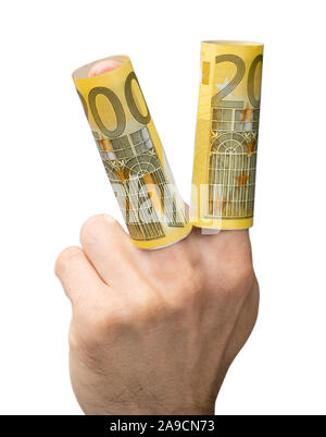 Nahaufnahme einer Hand, die zweihundert Euro Banknoten über seinen Fingern gerollt Stockfoto