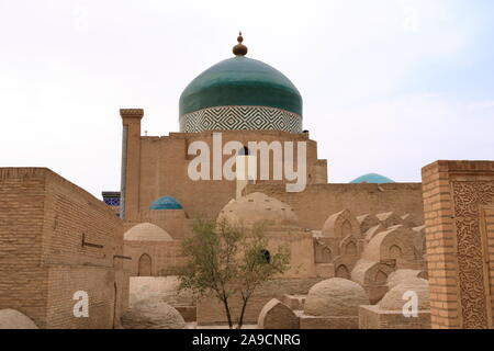 22. September 2019 - Chiwa, Usbekistan: Islam Khoja Minarett (Wahrzeichen der Stadt). Stockfoto