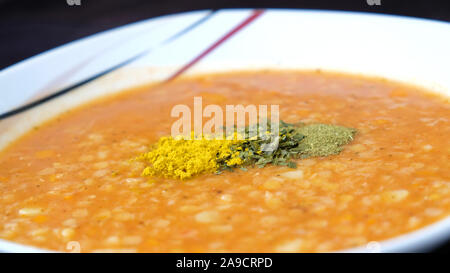 Rote Linsensuppe Stockfoto