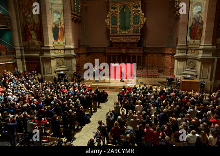 Edinburgh, Schottland. Am 14. November. 2019. Der Führer der Jeremy Corbyn zum Auftakt Schottland Tour. Jeremy Corbyn Rede bei McEwan Hall, Teviot Place, Edinburgh. Pako Mera/Alamy leben Nachrichten Stockfoto