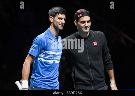 Londra, Italien. 14 Nov, 2019. Roger Federer, sui, während Nitto ATP-Finale Novak DJOKOVIC VS ROGER FEDERER, Tennis Internationals in Londra, Italien, 14. November 2019 - LPS/Roberto Zanettin Credit: Roberto Zanettin/LPS/ZUMA Draht/Alamy leben Nachrichten Stockfoto