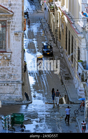 Straßenszene in Alt-Havanna-Kuba Stockfoto