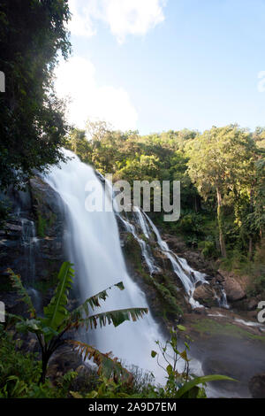 Wachirathan Wasserfall im Doi Inthanon Nationalpark, Chiang Mai, Thailand Stockfoto