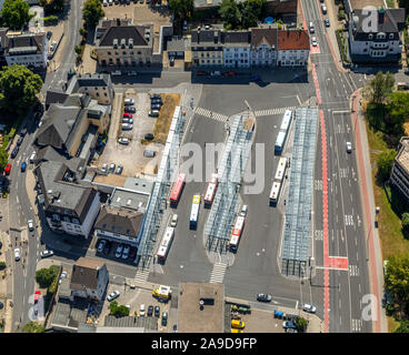 Zentraler Omnibusbahnhof ZOB Velbert, bin bietet, Friedrich-Ebert-Straße, Velbert, Ruhrgebiet, Nordrhein-Westfalen, Deutschland Stockfoto