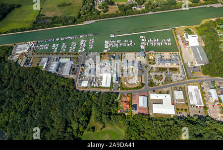 Blick auf die Marina Marina Rünthe am Datteln-Hamm-Kanal, Bergkamen, Ruhrgebiet, Nordrhein-Westfalen, Deutschland Stockfoto