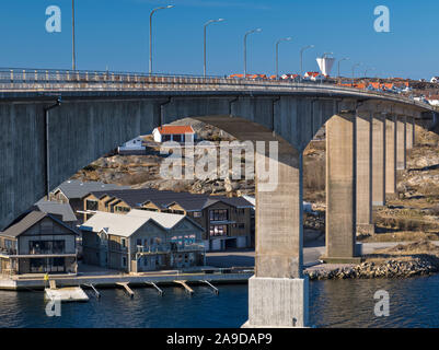 Schweden, Bohus, Westküste, Kattegat, Ansicht der Smögen Brücke Stockfoto