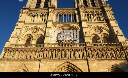 Westseite der Kathedrale Notre-Dame, Paris, Ile de France, Frankreich Stockfoto