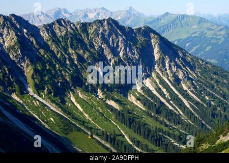 Bergbahn Nebelhorn vor der Schattenberg, in der Nähe von Oberstdorf, Allgäu, Schwaben, Bayern, Deutschland Stockfoto