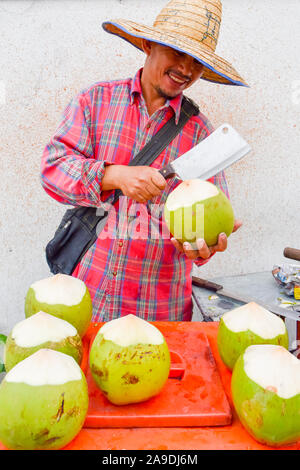 Coconut Verkäufer, Chiang Mai, Thailand Stockfoto