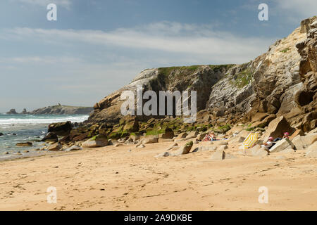 Strand an der Küste der Cote Sauvage, Halbinsel Quiberon, Departement Morbihan, Atlantikküste, Bretagne, Frankreich Stockfoto