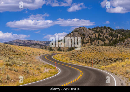 USA, Wyoming, Yellowstone National Park, Tower Roosevelt, Lamar Valley, Highway 212 Stockfoto