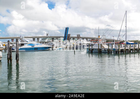 Bayside Marketplace, Shopping Center, Miamarina am Bayside, Biscayne Boulevard, Zentrum der Stadt, Miami, Miami-Dade County, Florida, USA, Nord Stockfoto