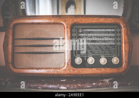 Ein altes Radio, Stockfoto