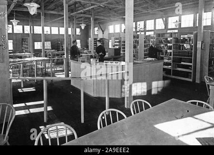 1918 oder 1919 - Bibliotheken - Alabama durch Iowa - Innenraum der Bibliothek, Camp Fremont, Palo Alto, Cal Stockfoto